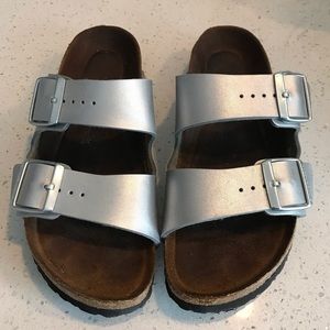 Size 38 (7.5-8) silver Arizona Birkenstock’s